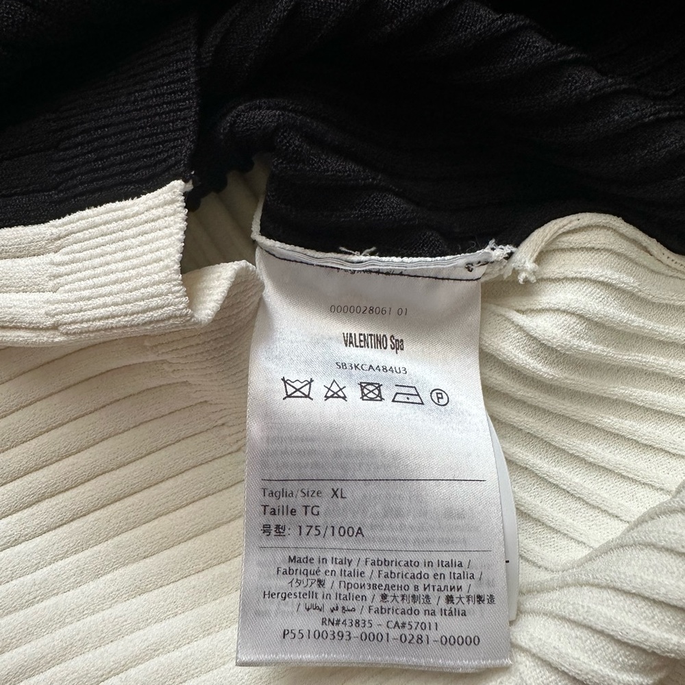 Valentino Ribbed Moon Inlay Sweater - Picture 4 of 5
